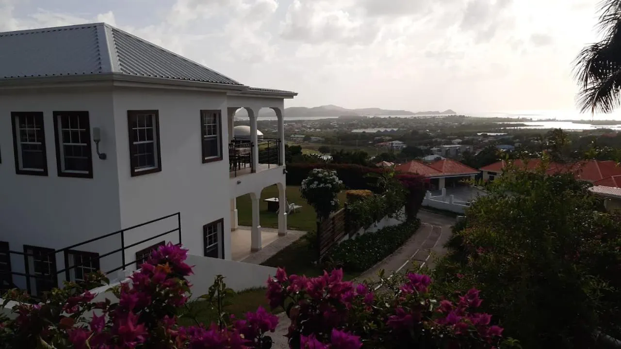 Holiday Home Belvedere Dickenson Bay Apartment