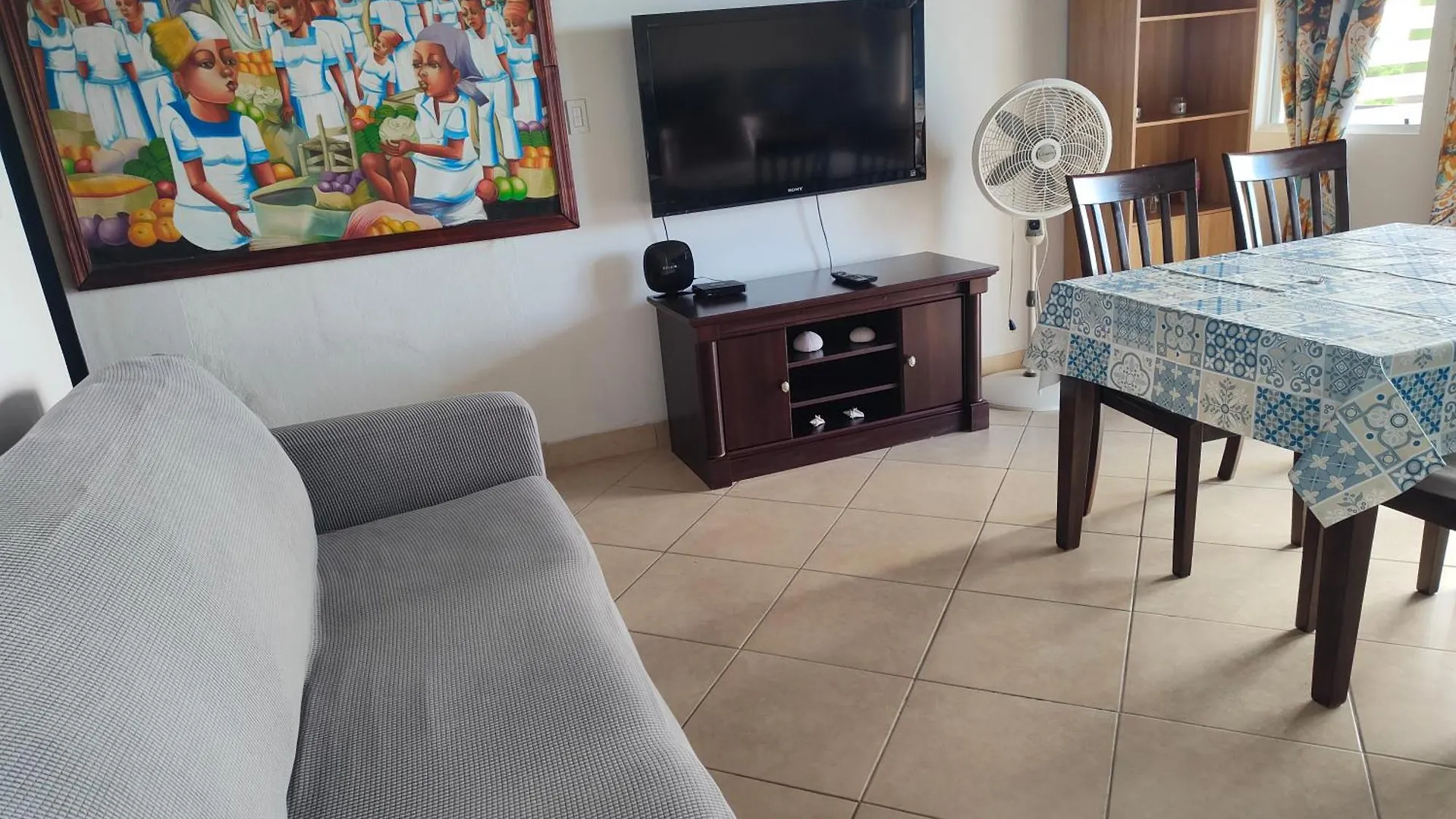 Holiday Home Belvedere Dickenson Bay Apartment