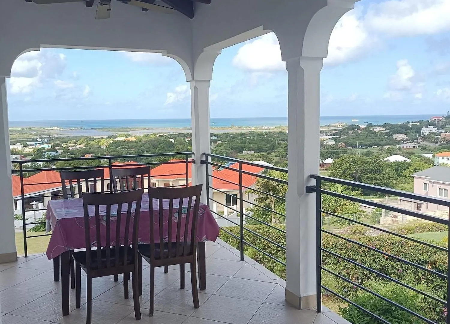 Holiday Home Belvedere Dickenson Bay Apartment