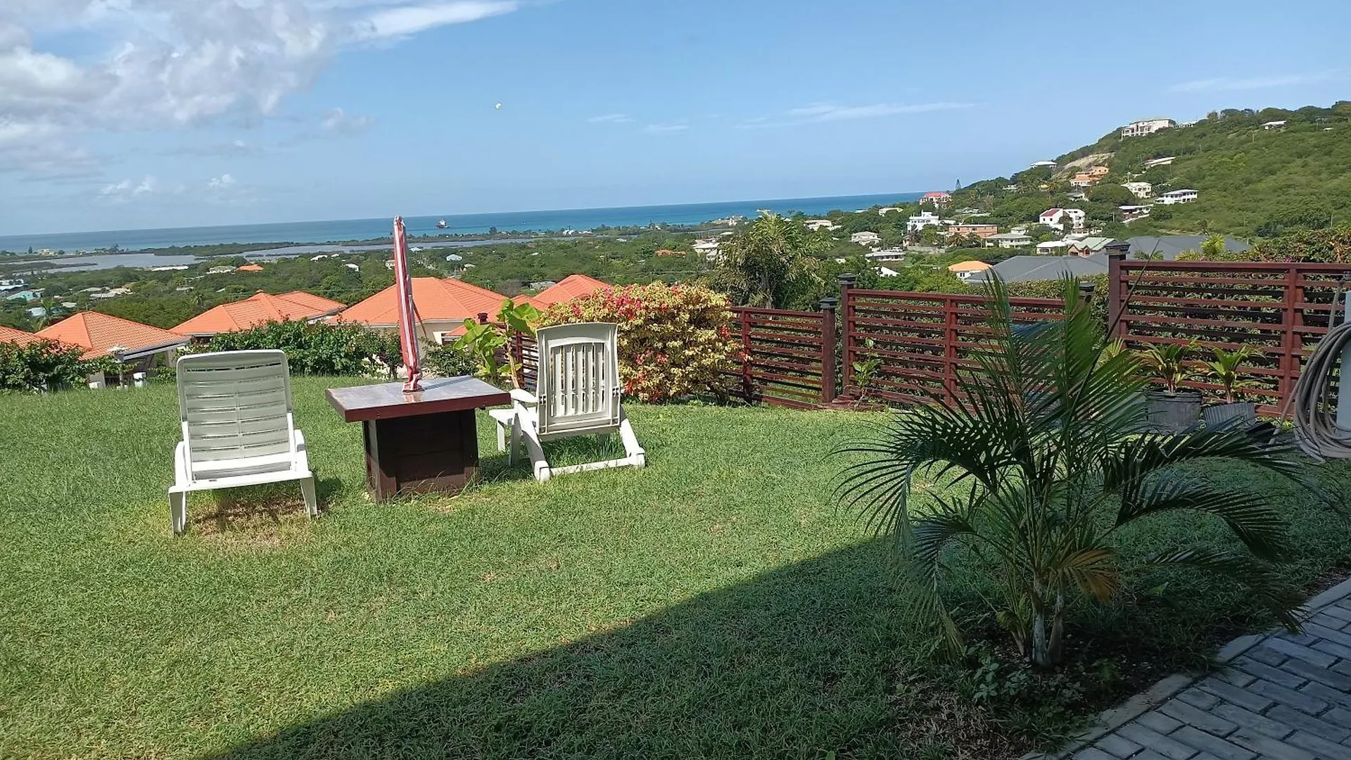 Holiday Home Belvedere Dickenson Bay Apartment