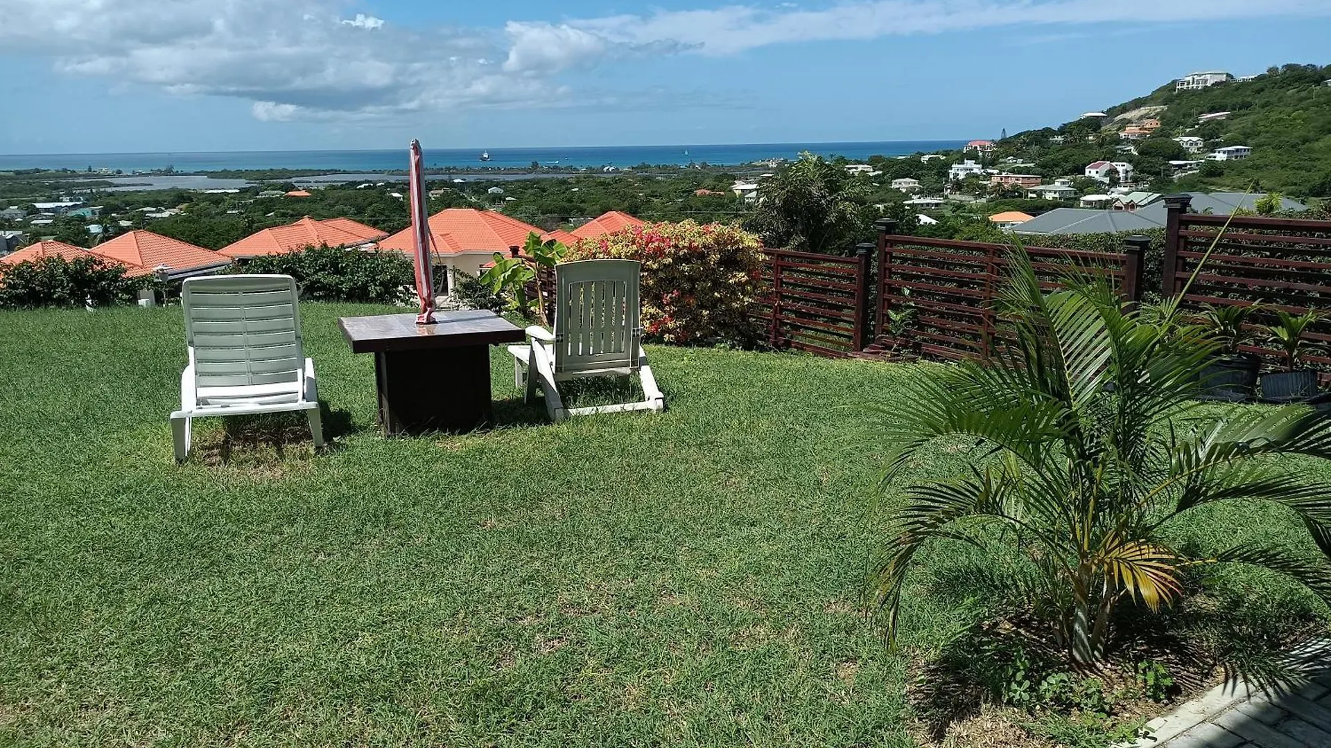 Apartment Holiday Home Belvedere Dickenson Bay